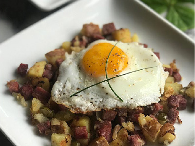 Sunny-Side Up Egg & Corned Beef Hash Recipe | Blue Rhino
