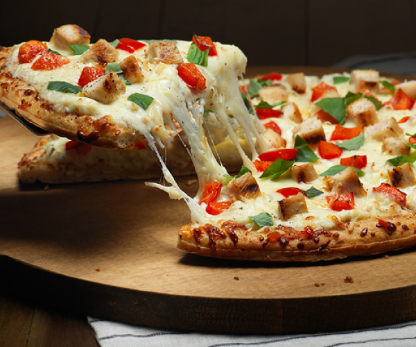 Grilled White Chicken Pizza Recipe