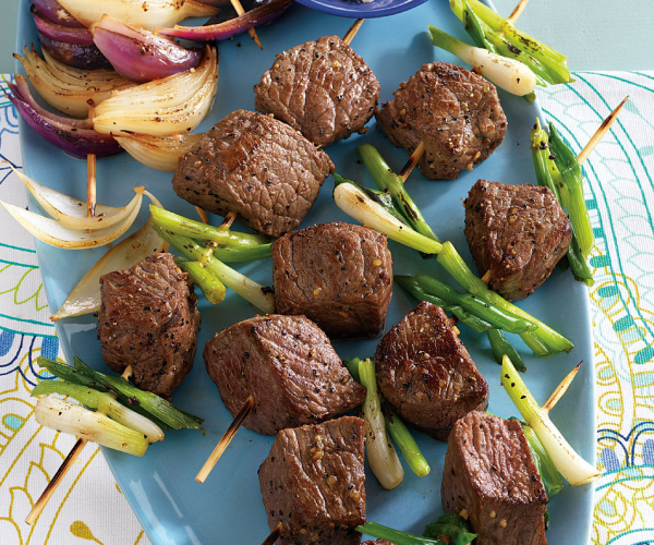 Onion Lover's Grilled Steak Kabobs with Crumbled Blue Cheese Recipe | Blue Rhino