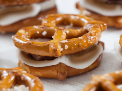 Bite Size Pretzel S'mores Recipe