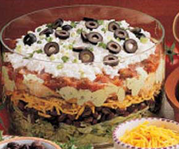 Layered Pork Fajita Salad Recipe | Blue Rhino