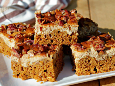 Spiced Pumpkin Latte Cake Bars Recipe | Blue Rhino